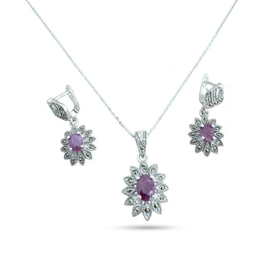 Ruby Antique Set