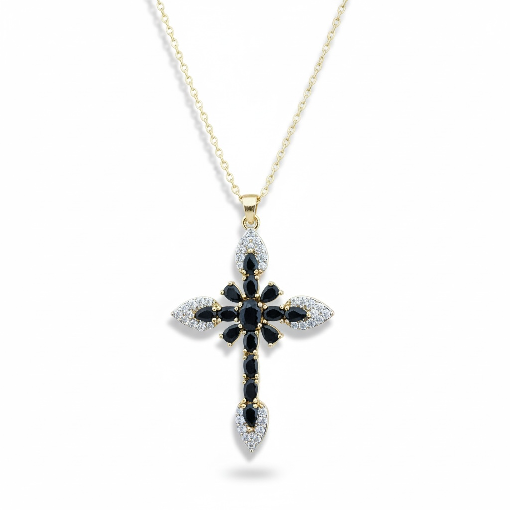 Noir Crois Necklace