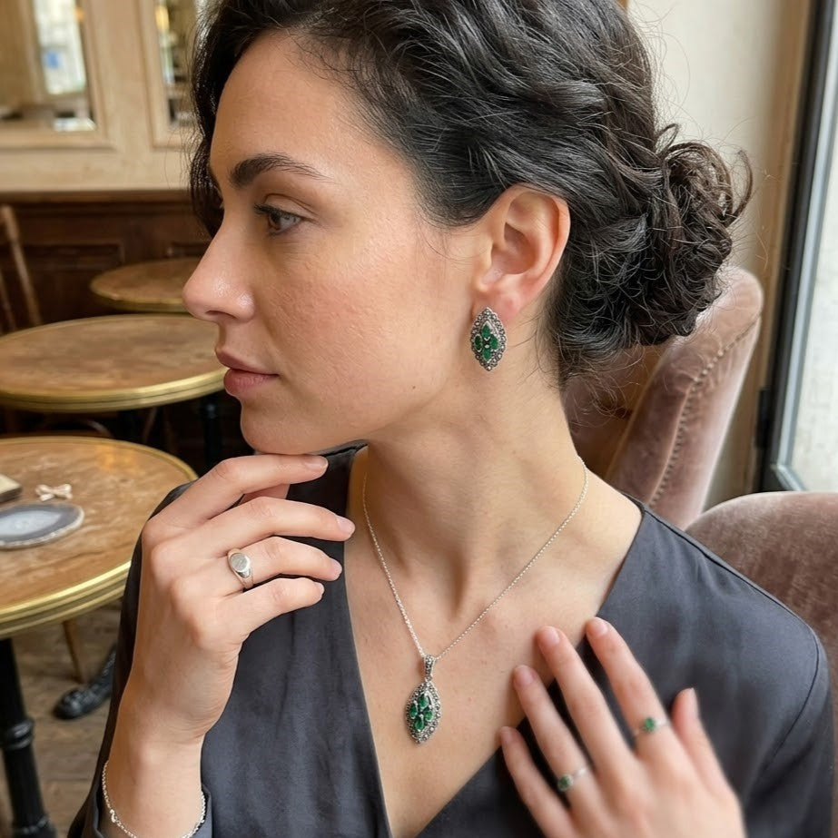 Emerald Antique Set